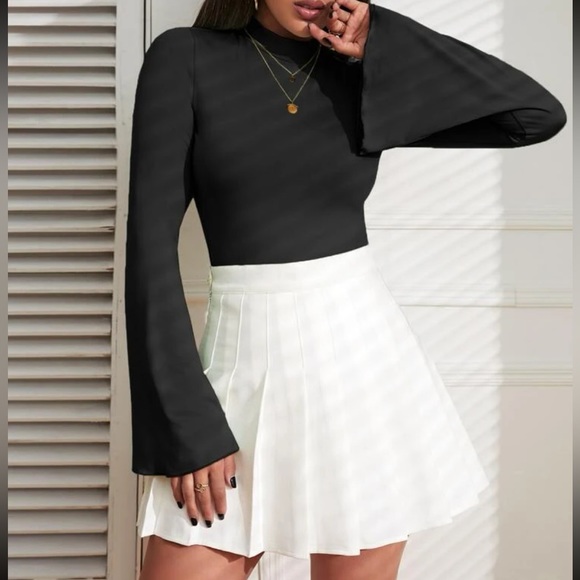 Boho bell sleeve top - Picture 8 of 15